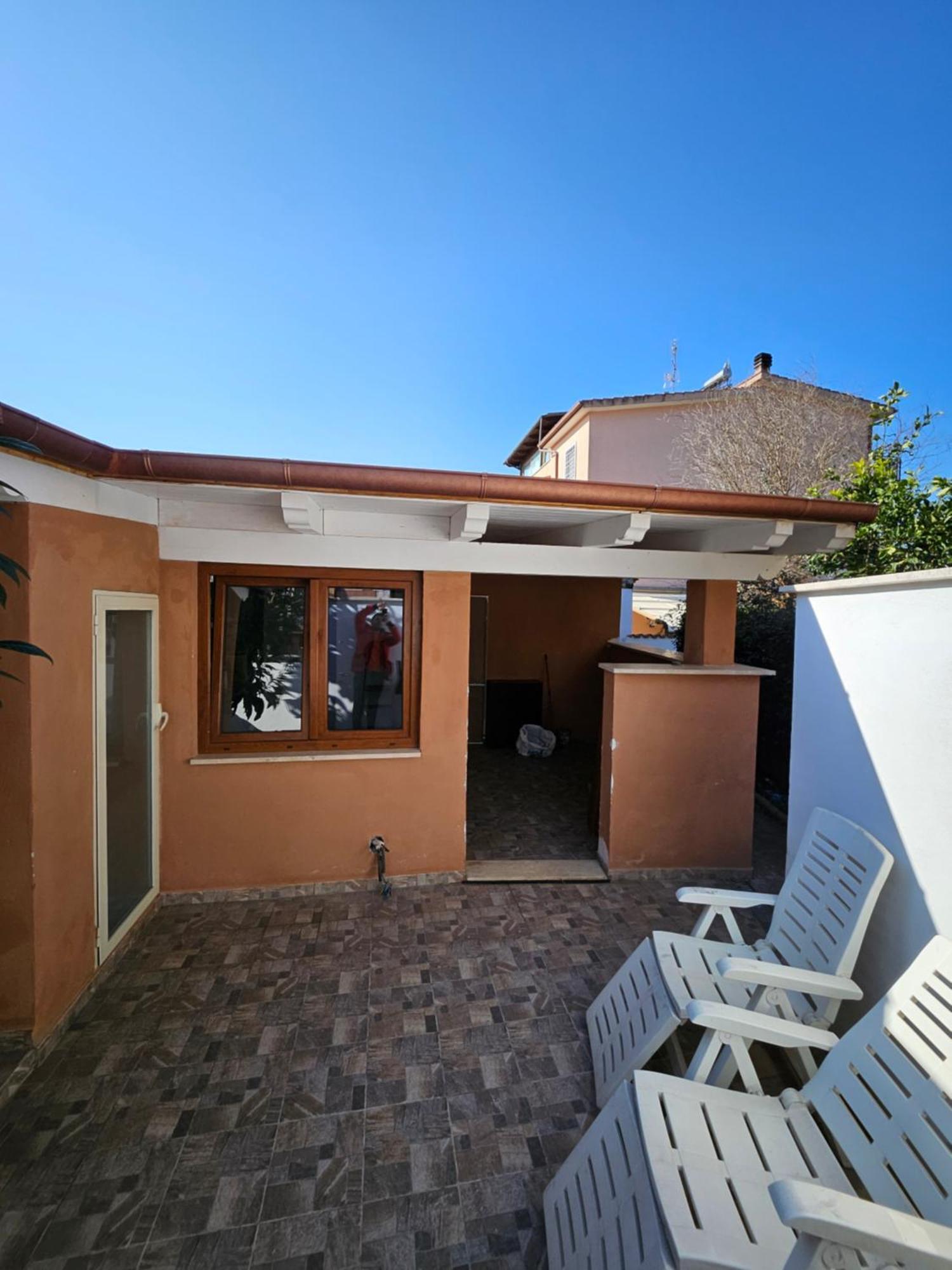 Casa Vacanze Dragona 15 Min Fco 10 Min Ostia 아칠리아 외부 사진