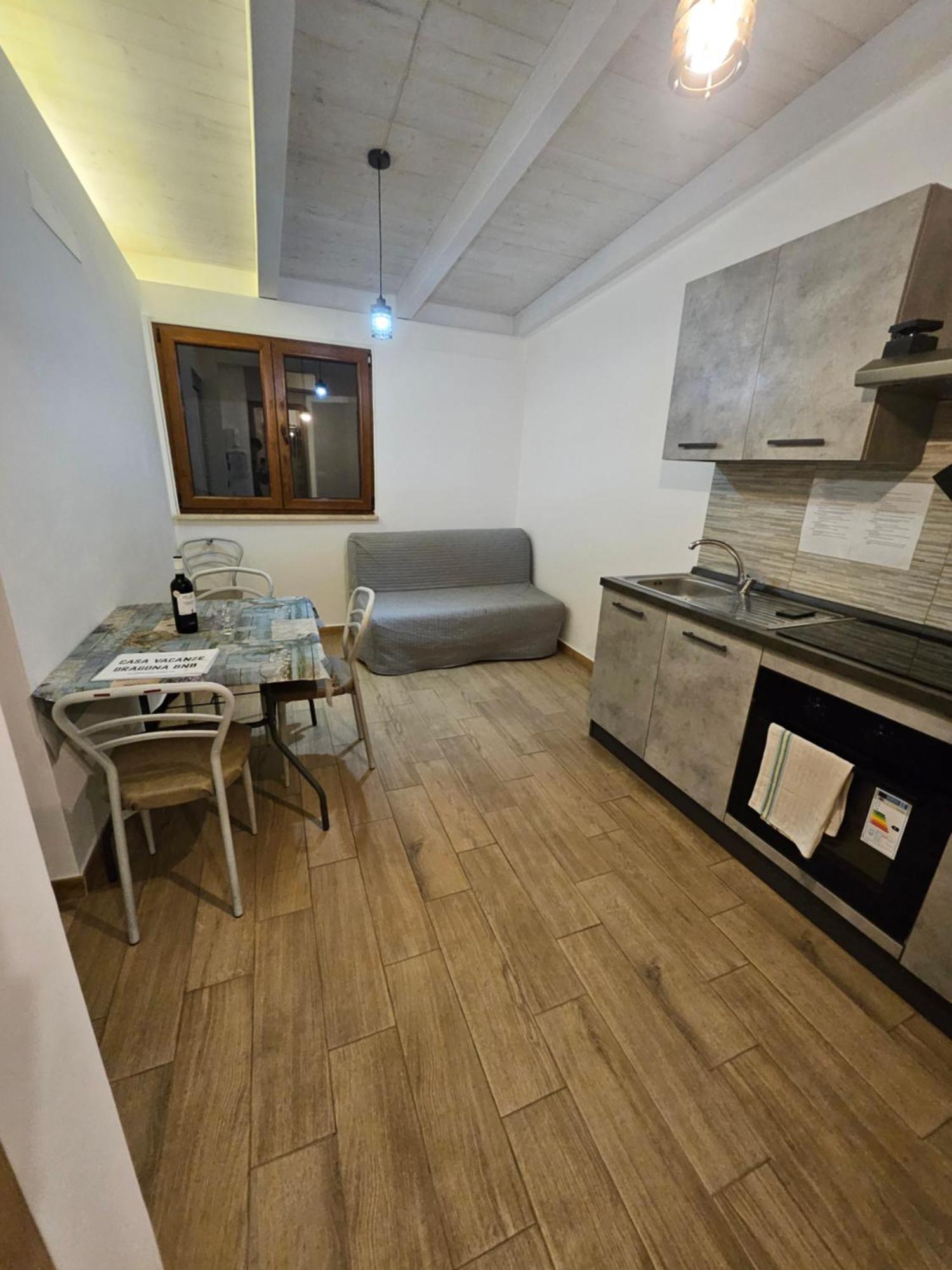 Casa Vacanze Dragona 15 Min Fco 10 Min Ostia 아칠리아 외부 사진